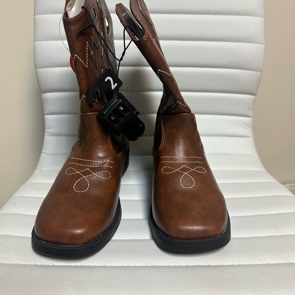 Kids Brown Cowboy Boots - Picture 7 of 8